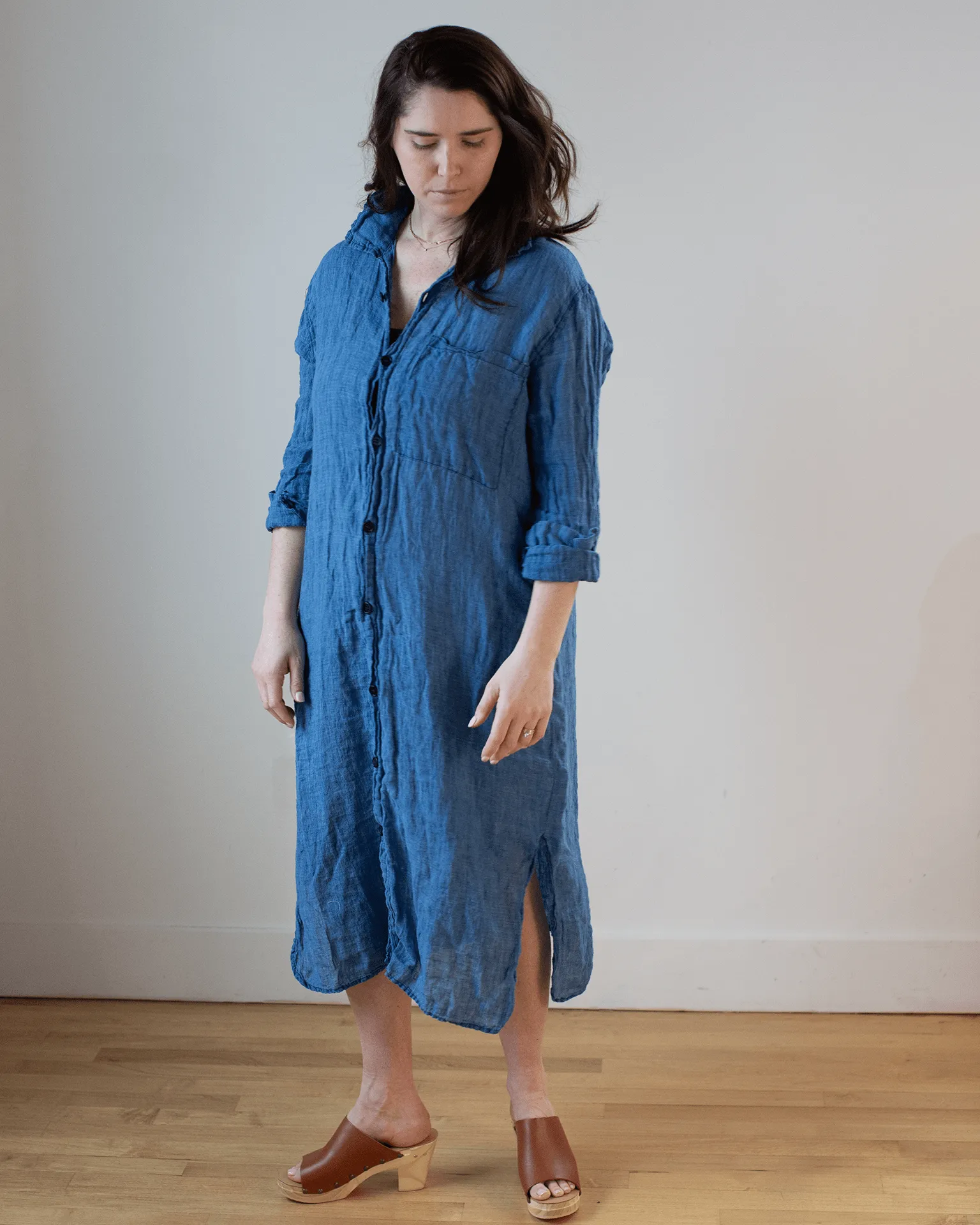 Elle Boxy Indigo Linen Shirtdress w/ Large Chest Pocket in Bleach