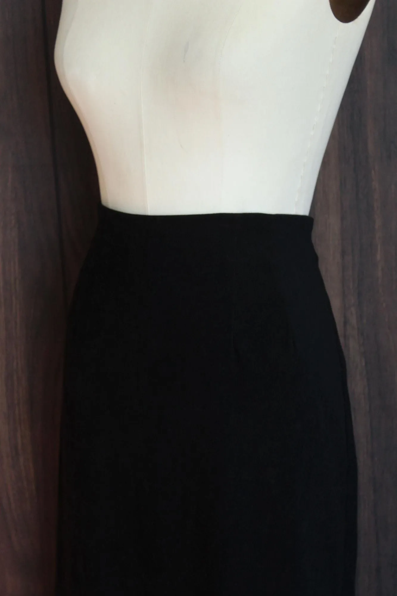 Vintage 1980s 1990s Briggs Black Faux Suede Pencil Skirt